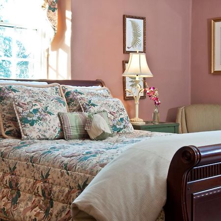 Wayside Inn Bed And Breakfast Ellicott City Bilik gambar